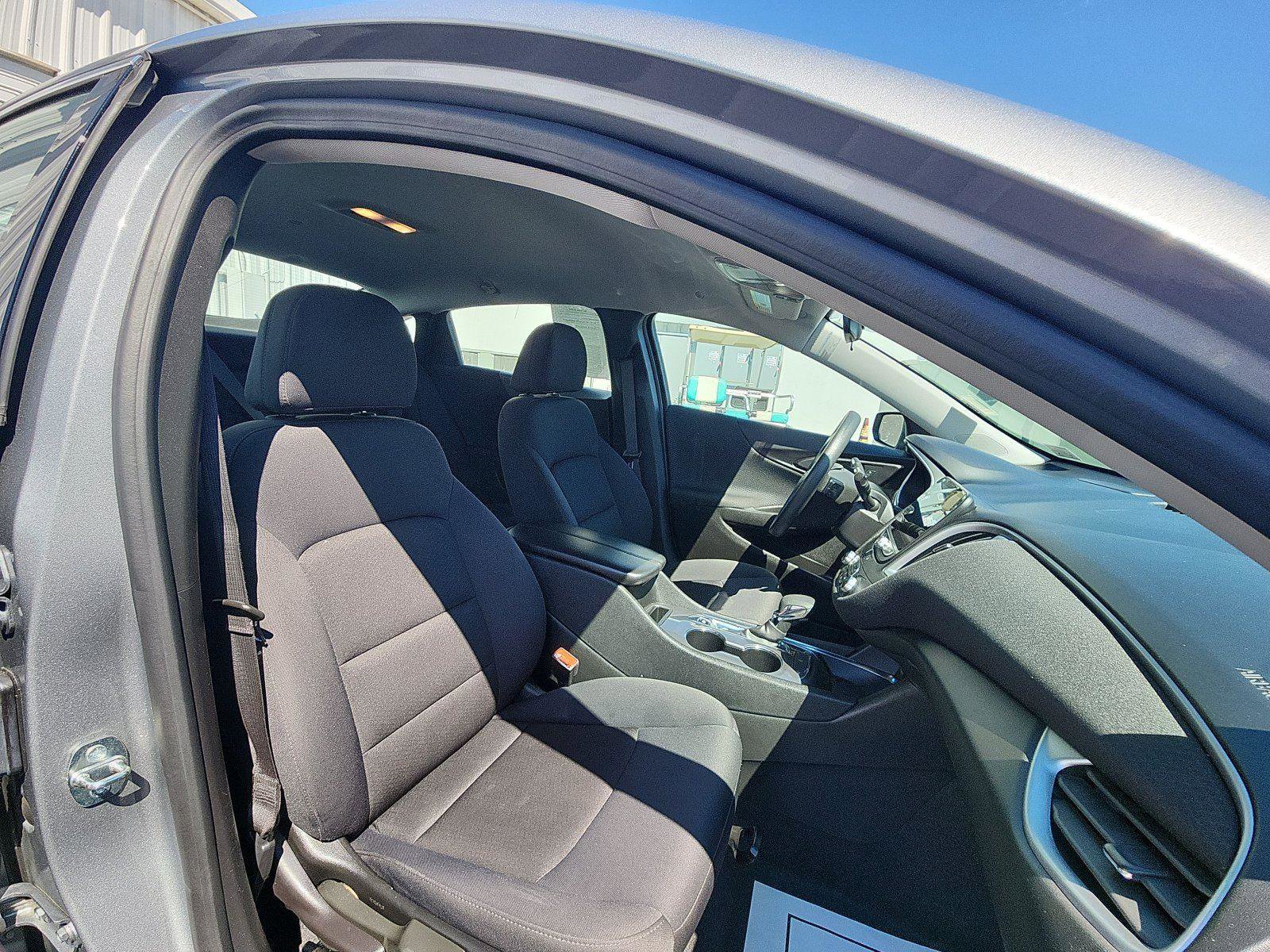 Used 2023 Chevrolet Malibu LT FWD image 23