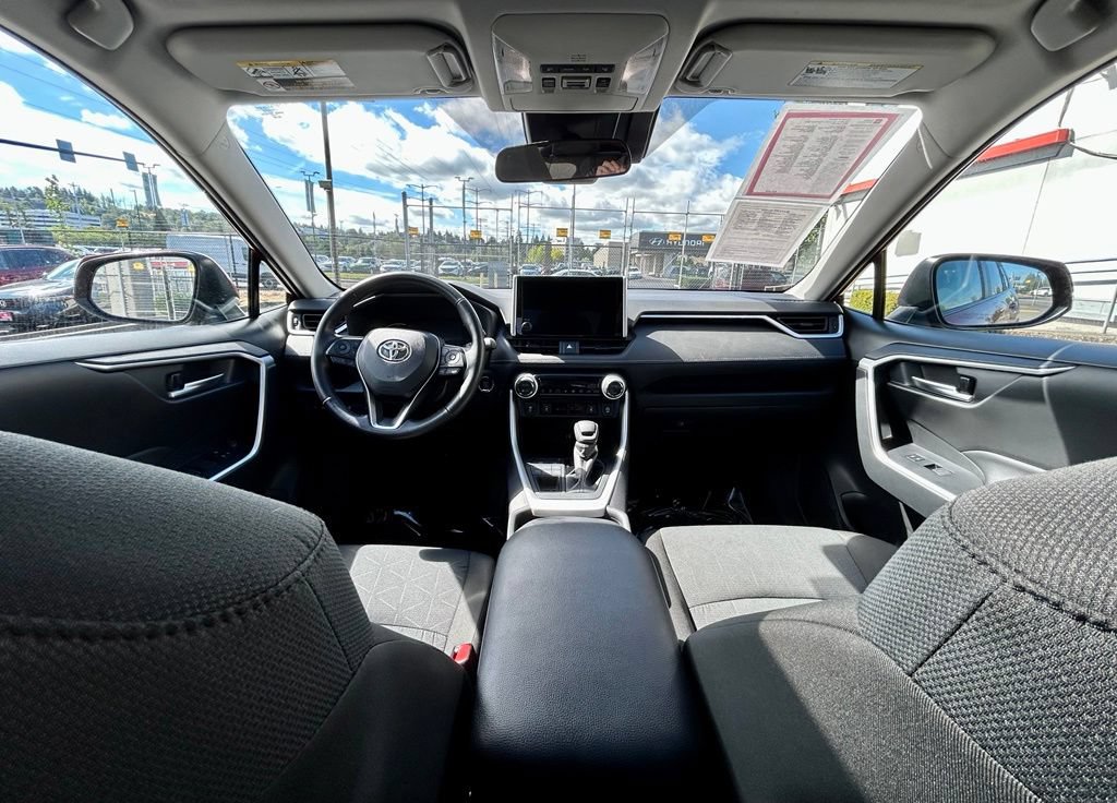 Certified 2025 Toyota RAV4 XLE w/ Convenience Package AWD/4WD image 18