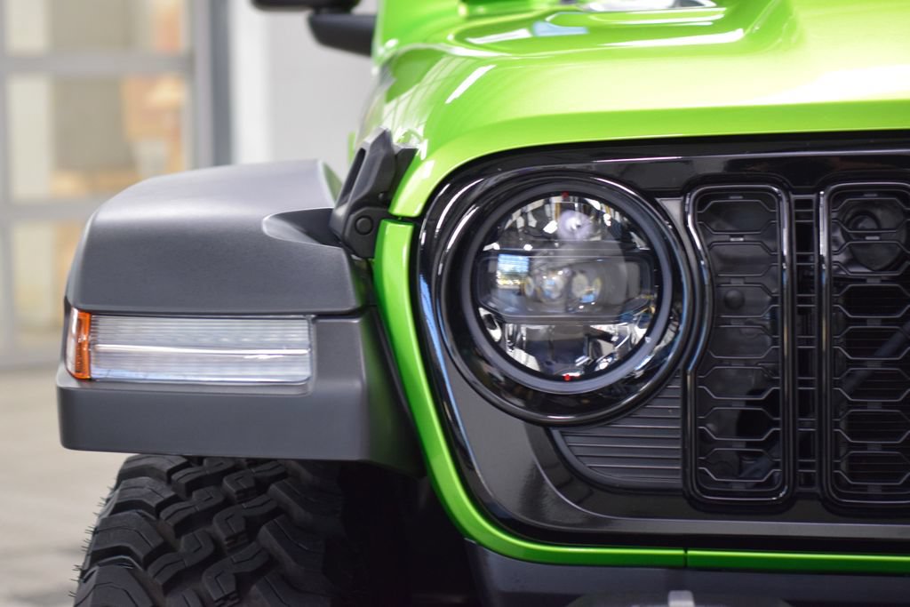 Used 2026 Jeep Wrangler Unlimited Sport AWD/4WD image 10
