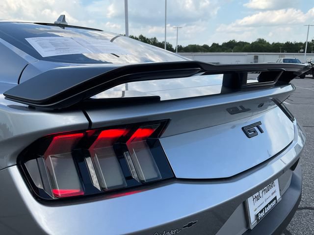 Used 2025 Ford Mustang GT Premium RWD image 25