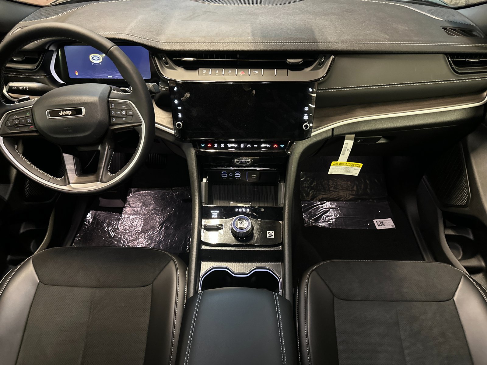 New 2026 Jeep Grand Cherokee Altitude AWD/4WD image 12