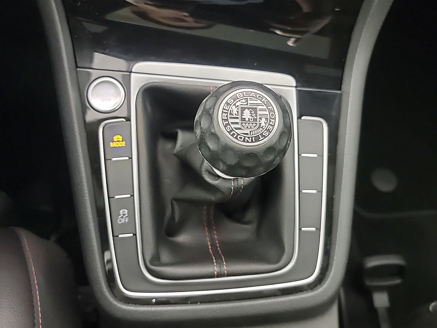 Used 2020 Volkswagen GTI Autobahn image 32