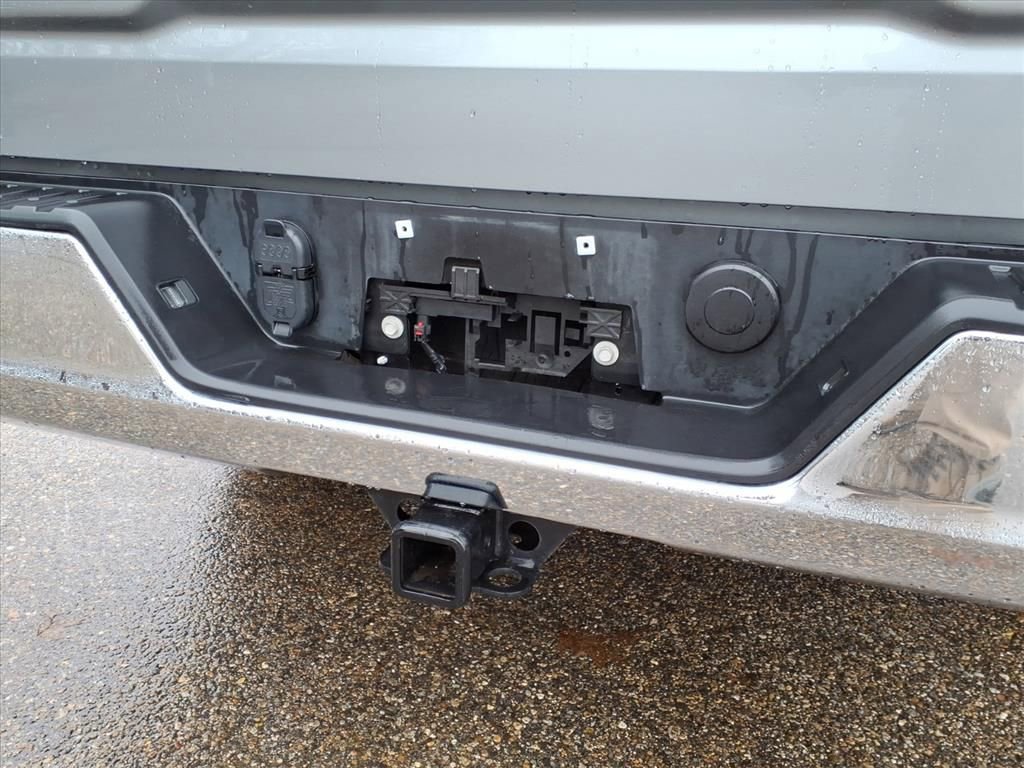 Used 2025 GMC Sierra 1500 SLT image 10