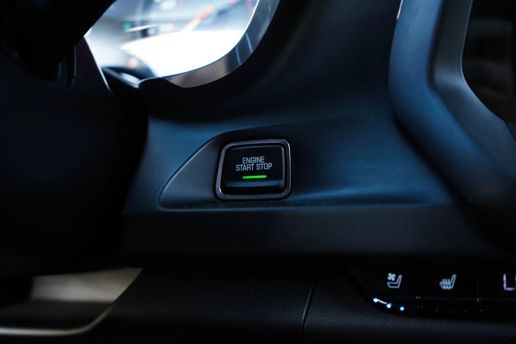 Used 2017 Chevrolet Camaro SS RWD image 30