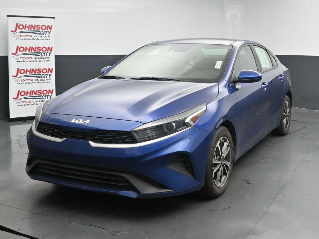 Used 2022 Kia Forte LXS image 4