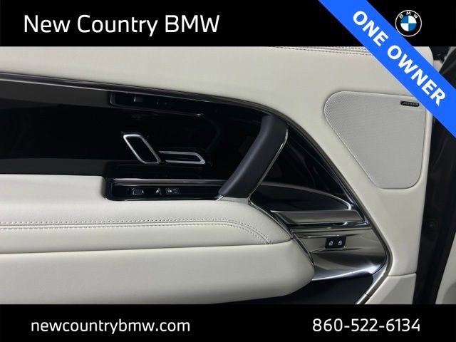 Used 2025 Land Rover Range Rover SE image 26