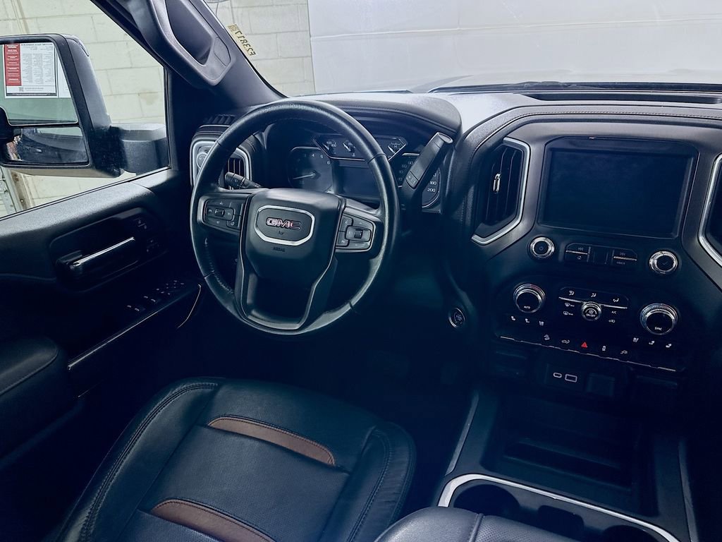 Used 2022 GMC Sierra 2500 AT4 image 17