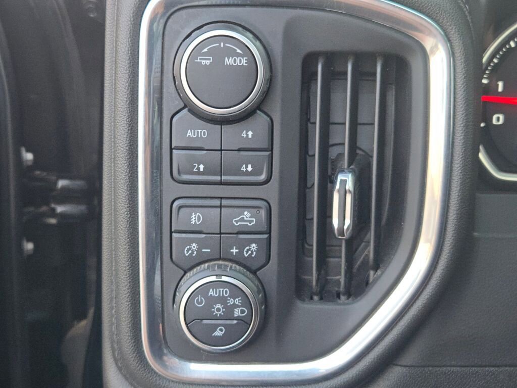 Used 2021 Chevrolet Silverado 2500 High Country AWD/4WD image 25