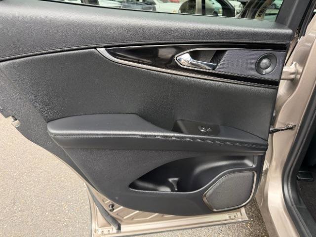 Used 2021 Lincoln Nautilus Reserve w/ Class II Trailer Tow Package image 29