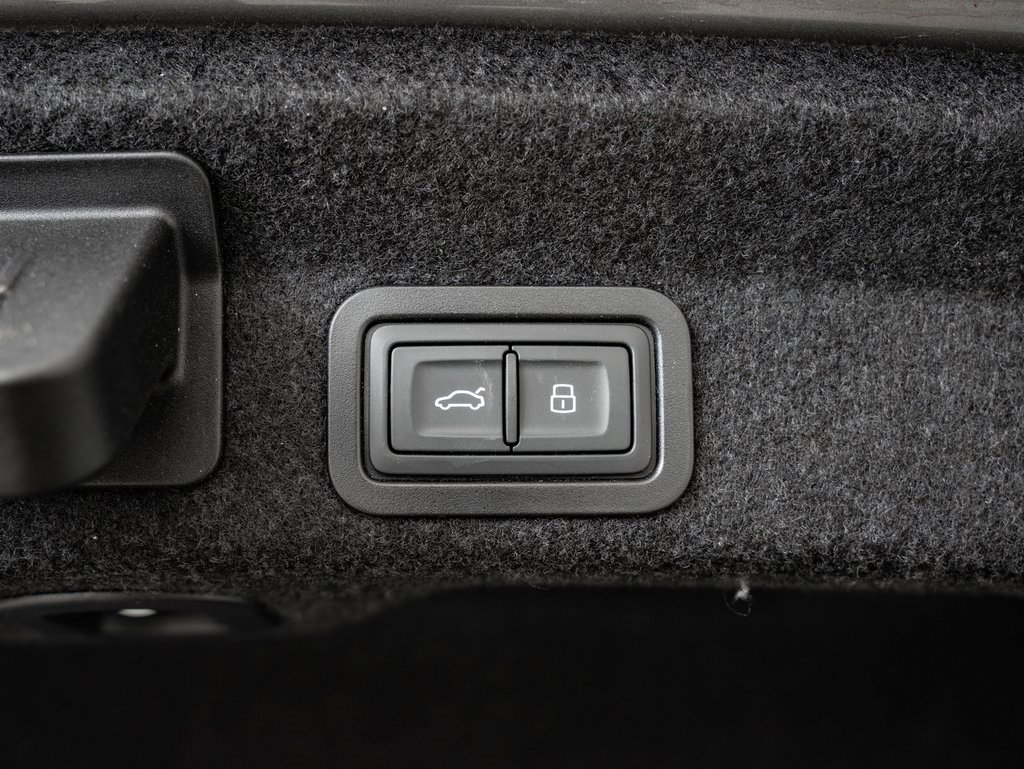 Used 2022 Audi A6 Premium Plus w/ Premium Plus Package image 22