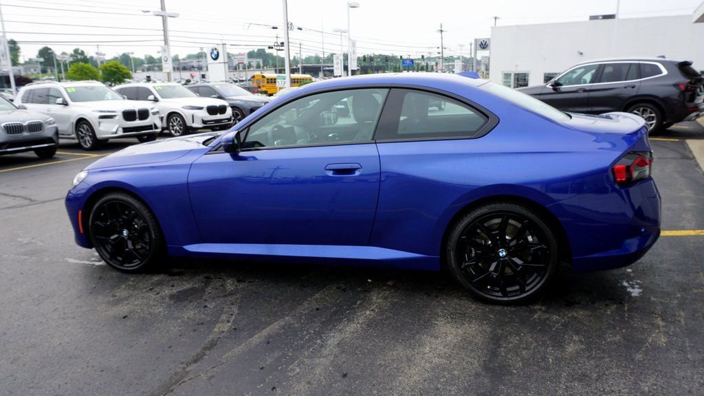 Used 2025 BMW 230i xDrive Coupe w/ M Sport Package image 7