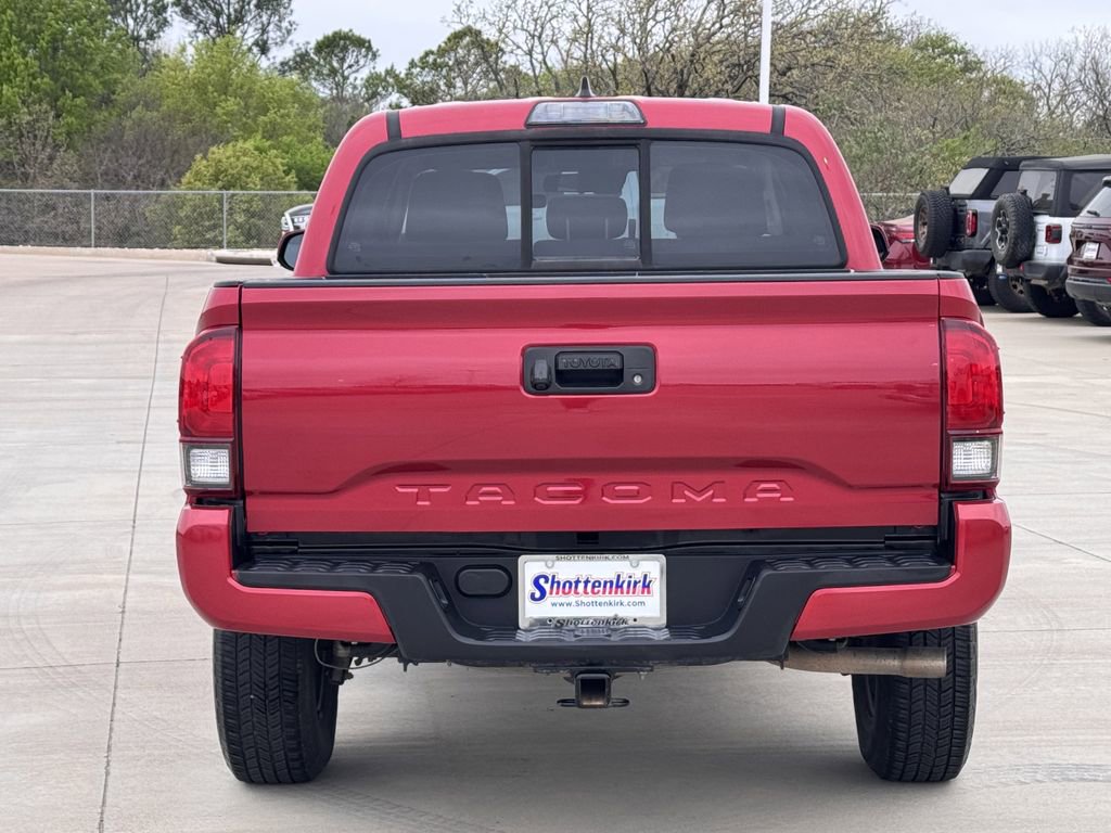 Used 2018 Toyota Tacoma SR w/ SR Convenience Package RWD image 5