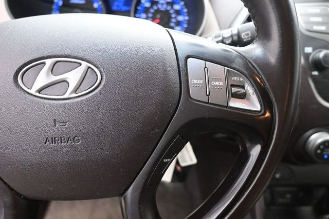 Used 2015 Hyundai Tucson SE FWD image 14