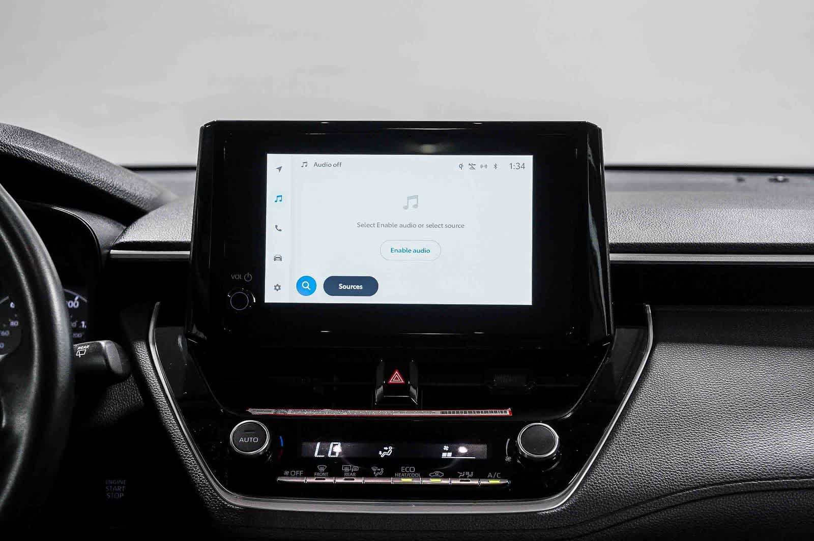 Certified 2025 Toyota Corolla Cross LE FWD image 15