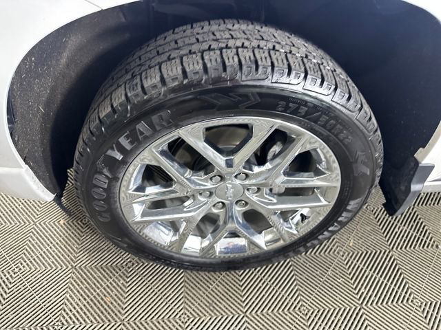 Used 2022 Chevrolet Silverado 1500 High Country image 10