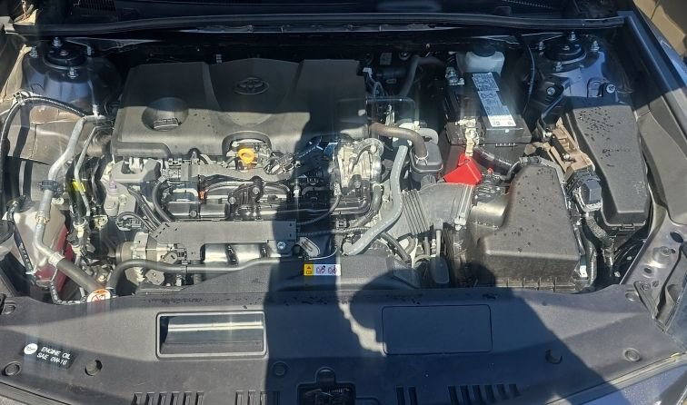 Used 2024 Toyota Camry SE FWD image 5