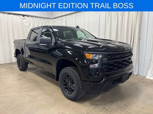 New 2026 Chevrolet Silverado 1500 Custom Trail Boss w/ Midnight Edition