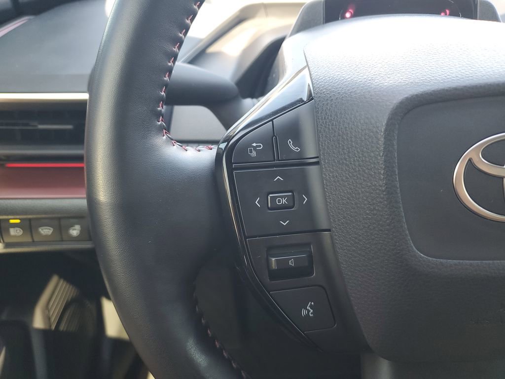 Used 2024 Toyota Prius Prime Premium FWD image 20