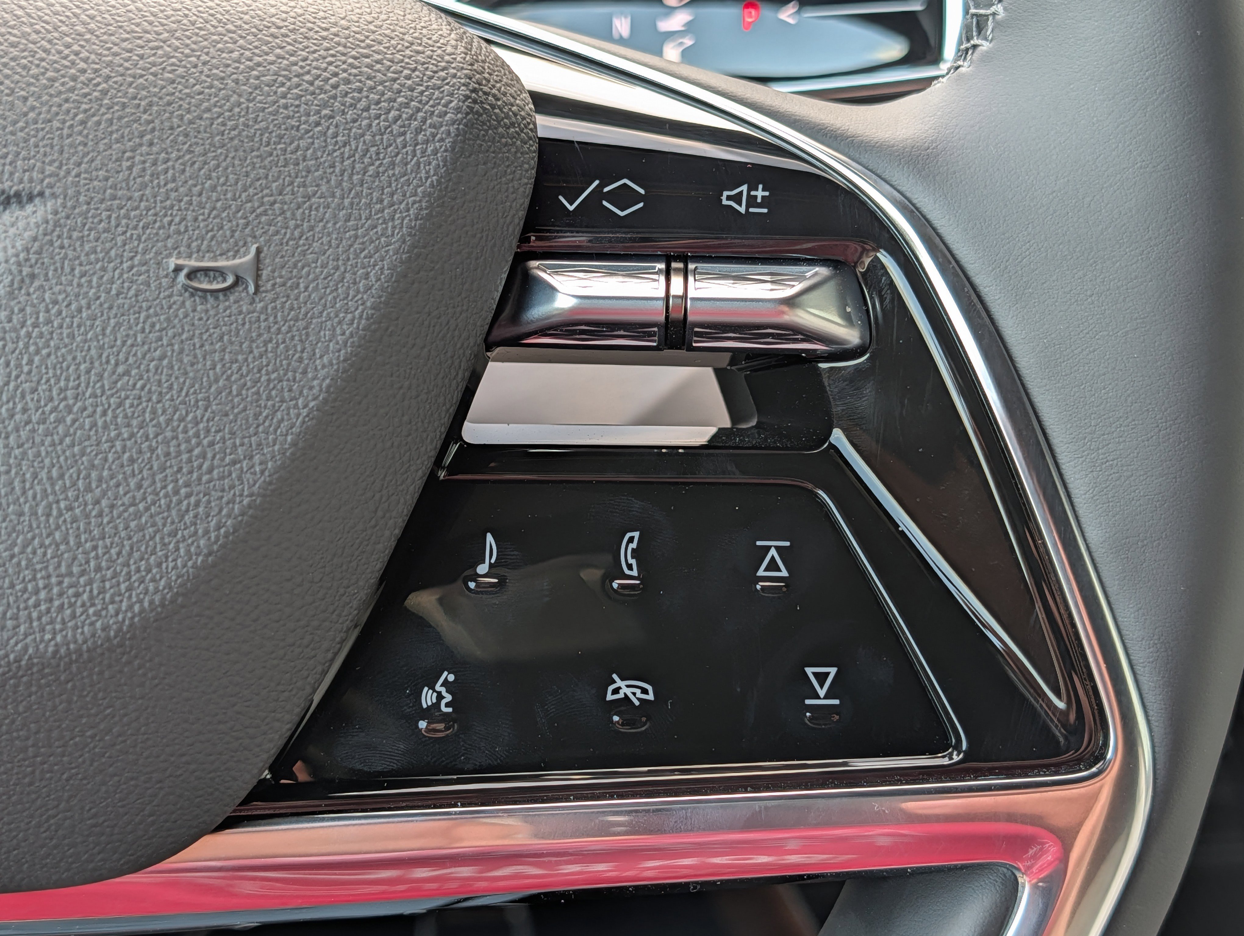 New 2026 Cadillac Vistiq Sport AWD/4WD image 24