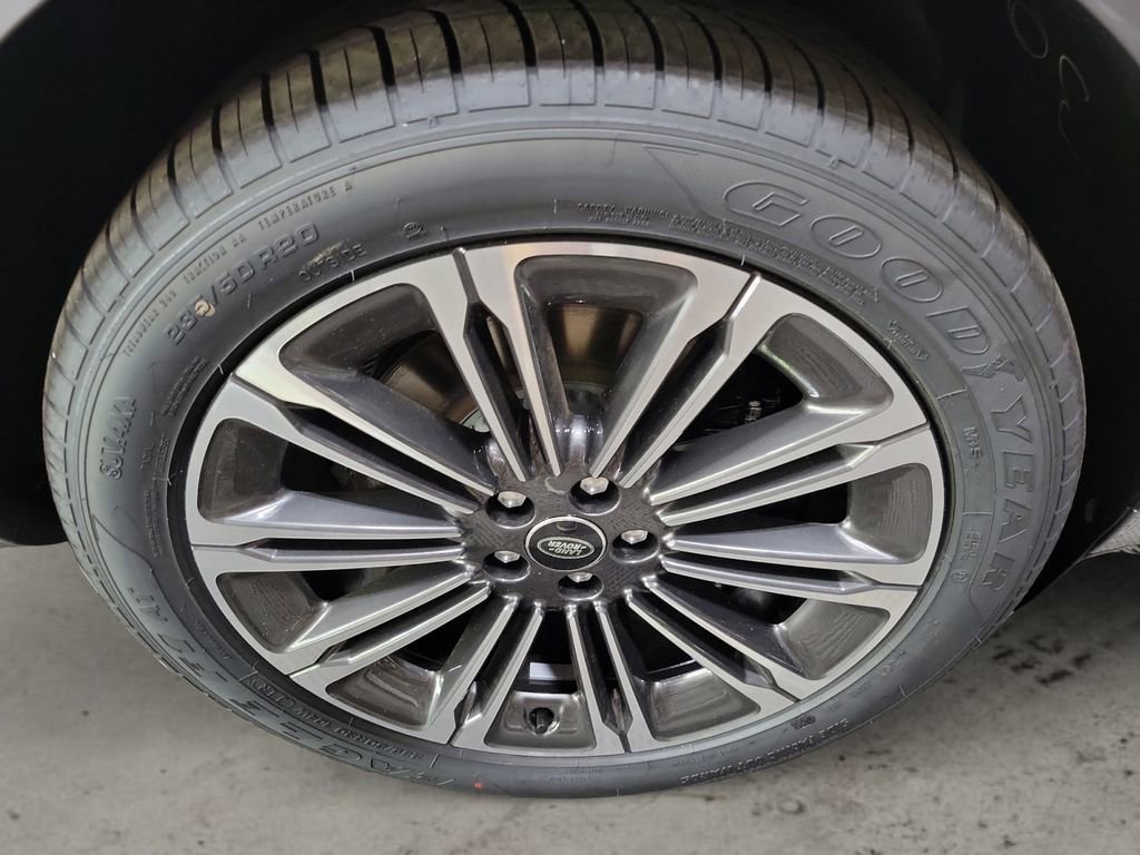 New 2026 Land Rover Range Rover Evoque S image 11