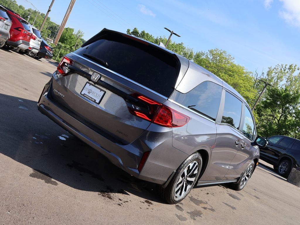 Certified 2026 Honda Odyssey EX-L image 7