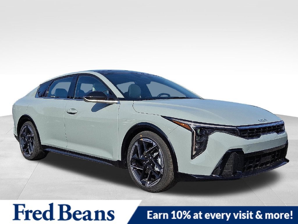 New 2026 Kia K4 EX w/ GT-Line Premium Package