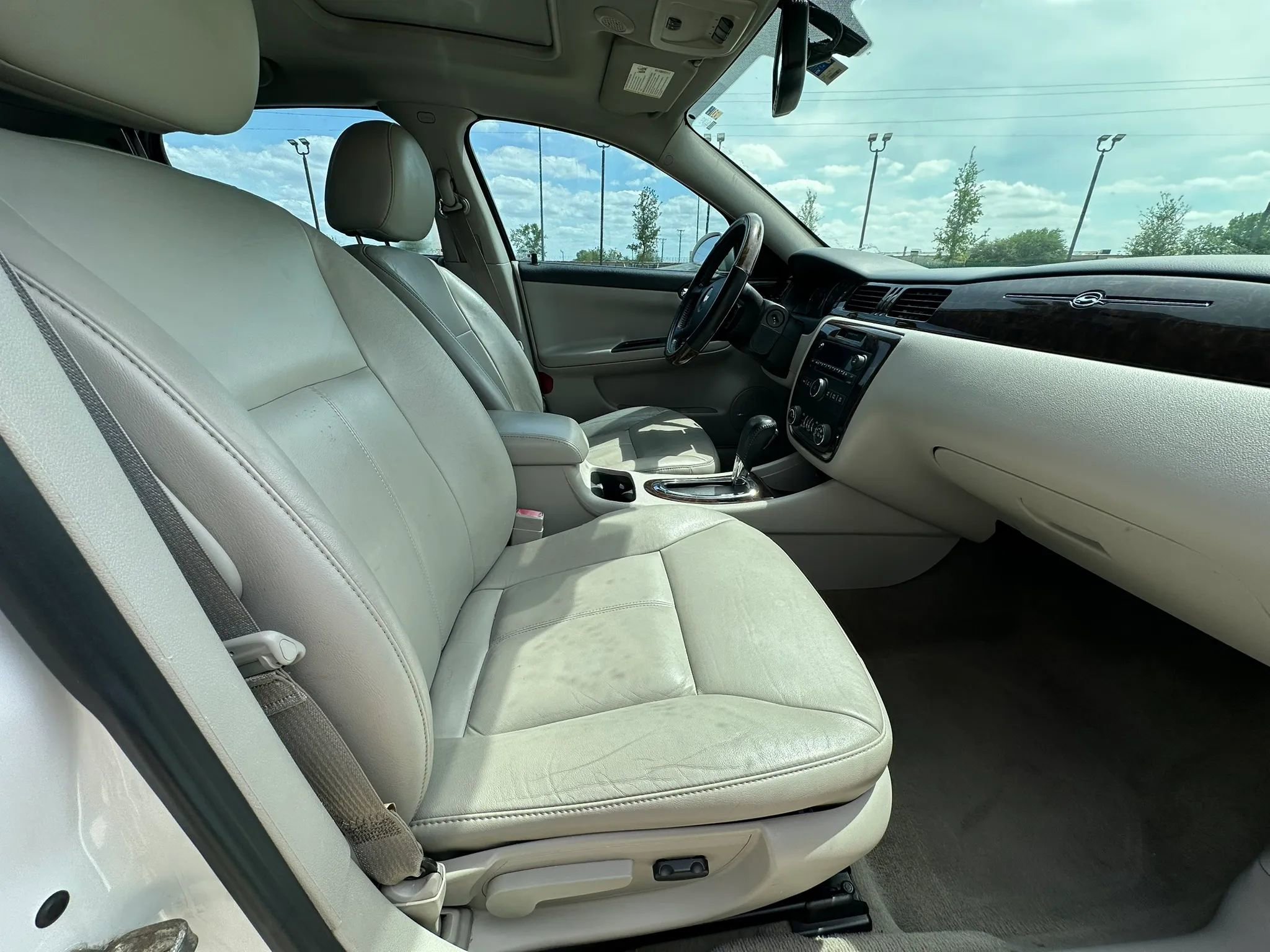 Used 2013 Chevrolet Impala LTZ image 19