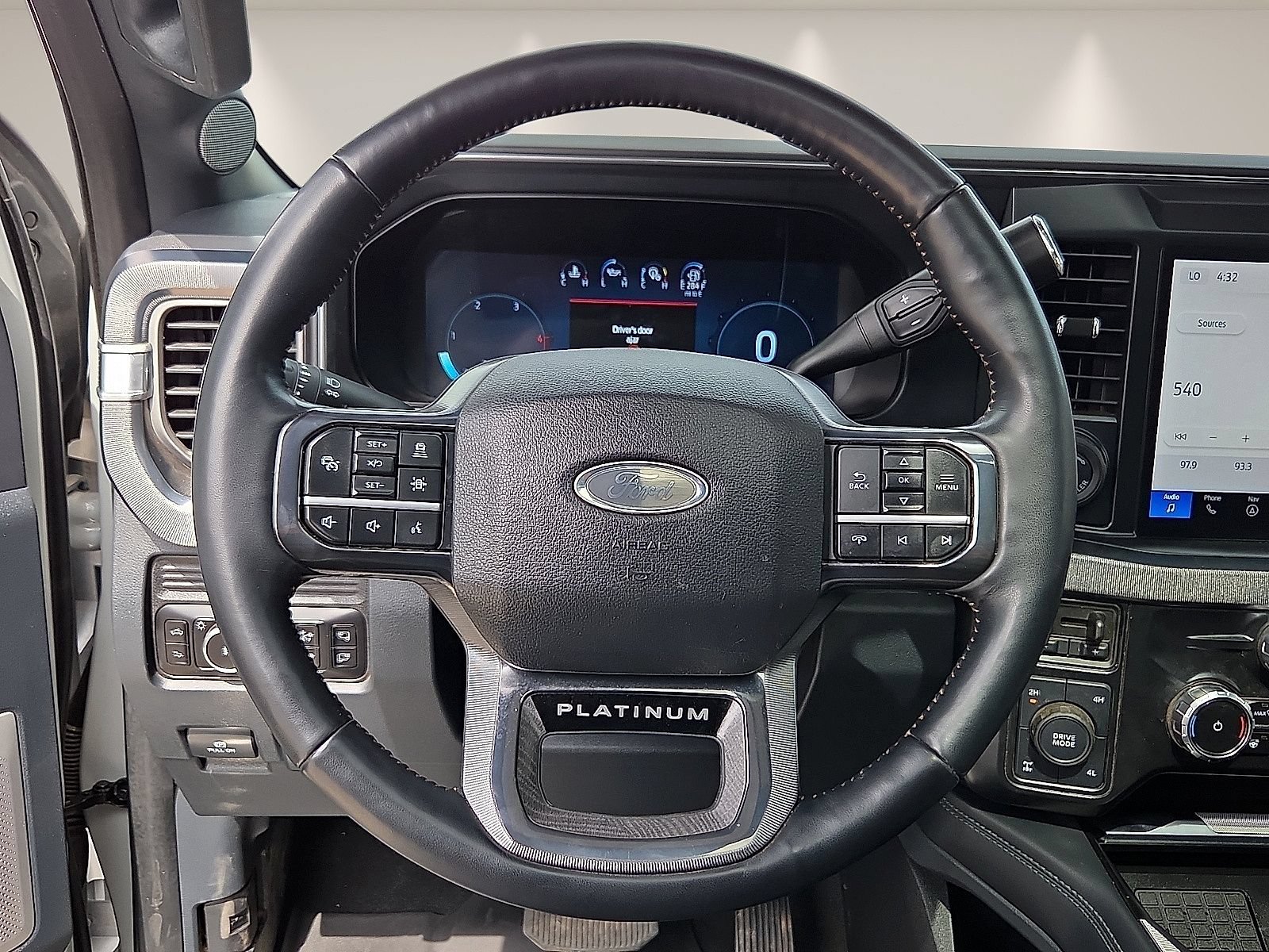 Used 2025 Ford F250 Platinum AWD/4WD image 14