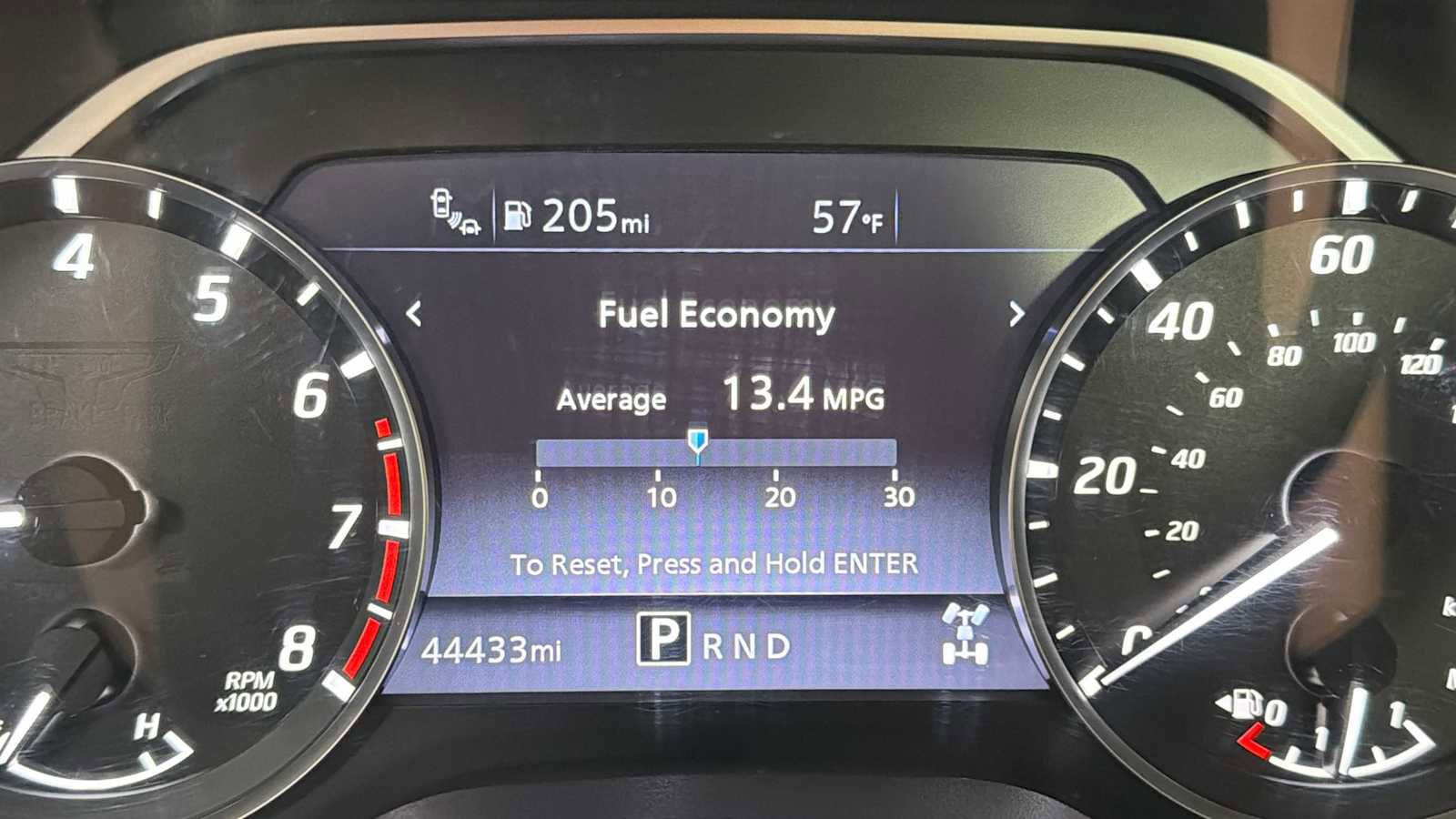 Used 2020 Nissan Titan SL w/ Moonroof Package AWD/4WD image 17