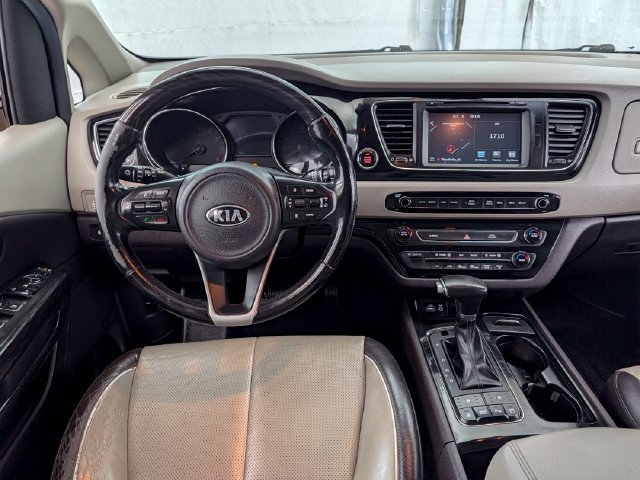 Used 2018 Kia Sedona SX Limited FWD image 24