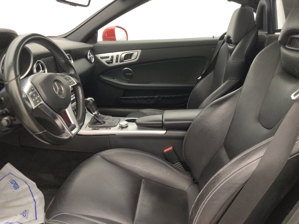 Used 2016 Mercedes-Benz SLK 350 image 17