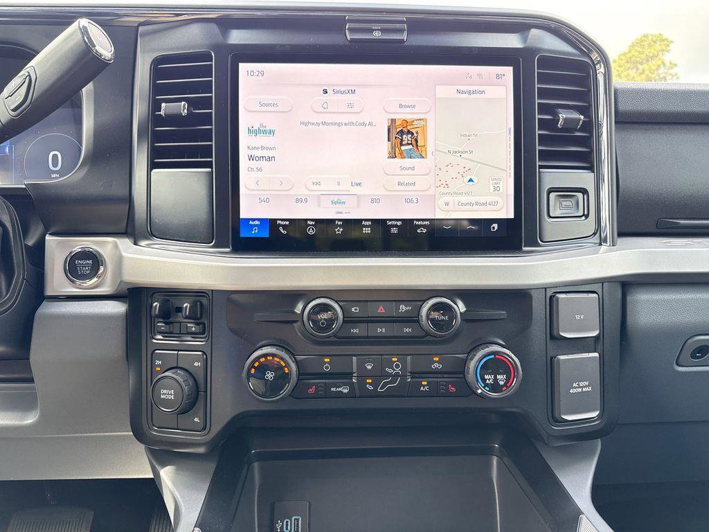 New 2026 Ford F250 XLT w/ XLT Premium Package AWD/4WD image 25
