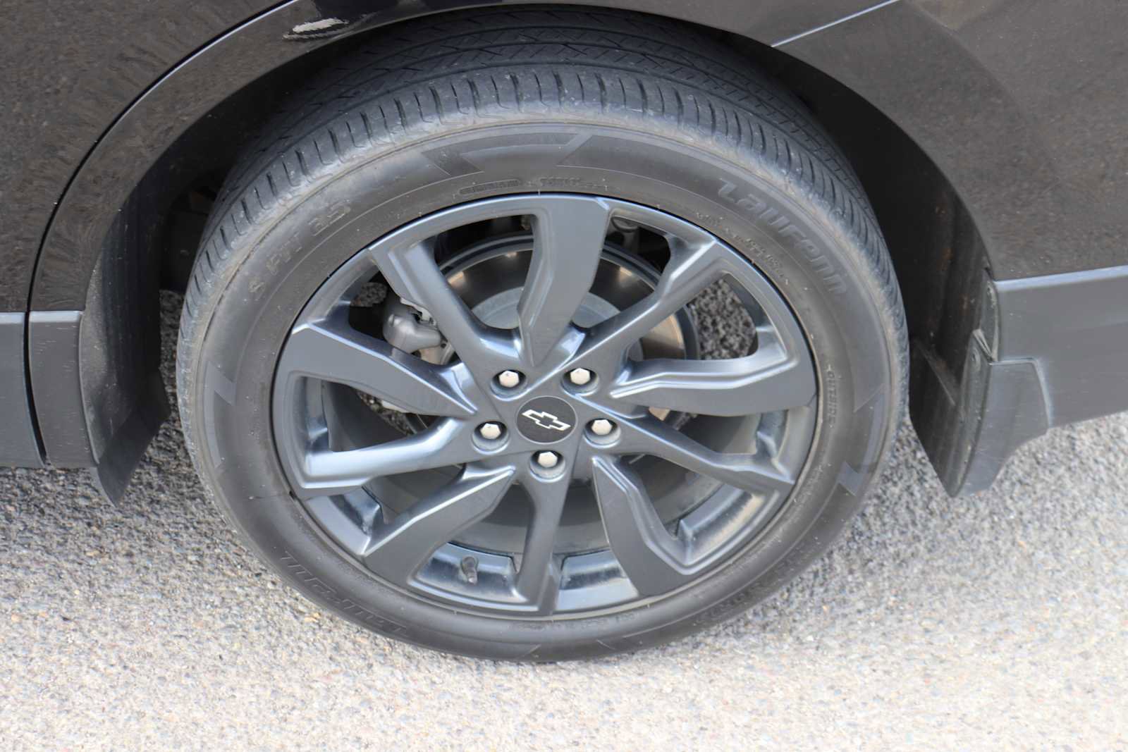 Used 2022 Chevrolet Equinox RS w/ RS Leather Package image 9