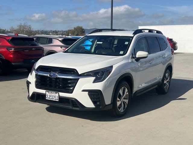Used 2024 Subaru Ascent Premium w/ Convenience Package image 1