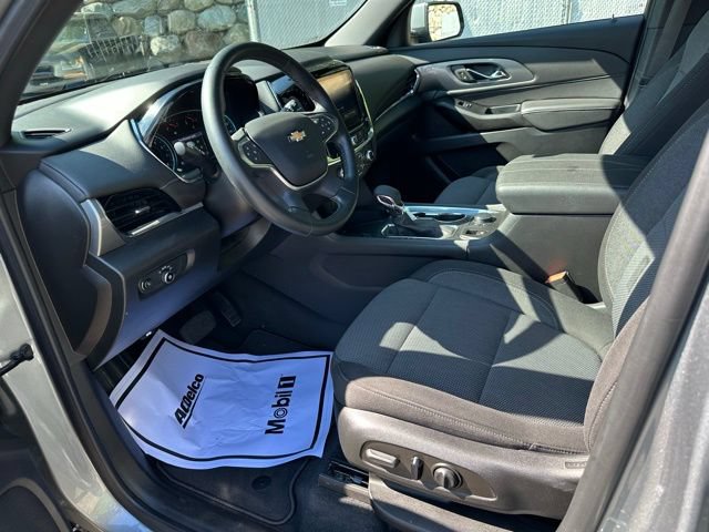 Used 2023 Chevrolet Traverse LT FWD image 14