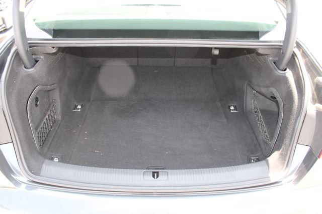Used 2020 Audi A4 2.0T Premium w/ Convenience Package AWD/4WD image 8