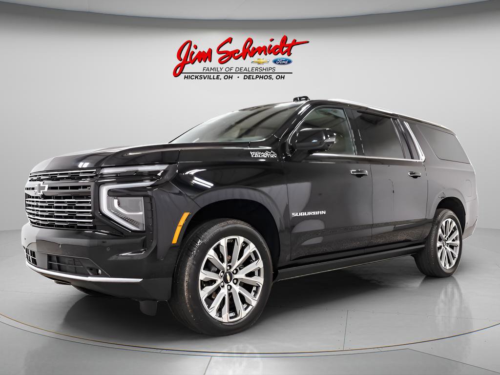 Used 2025 Chevrolet Suburban High Country image 3