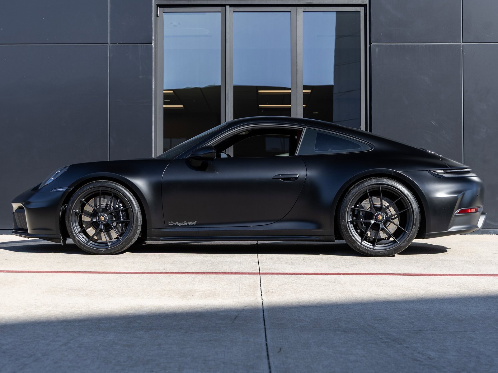 Certified 2026 Porsche 911 Carrera GTS image 2