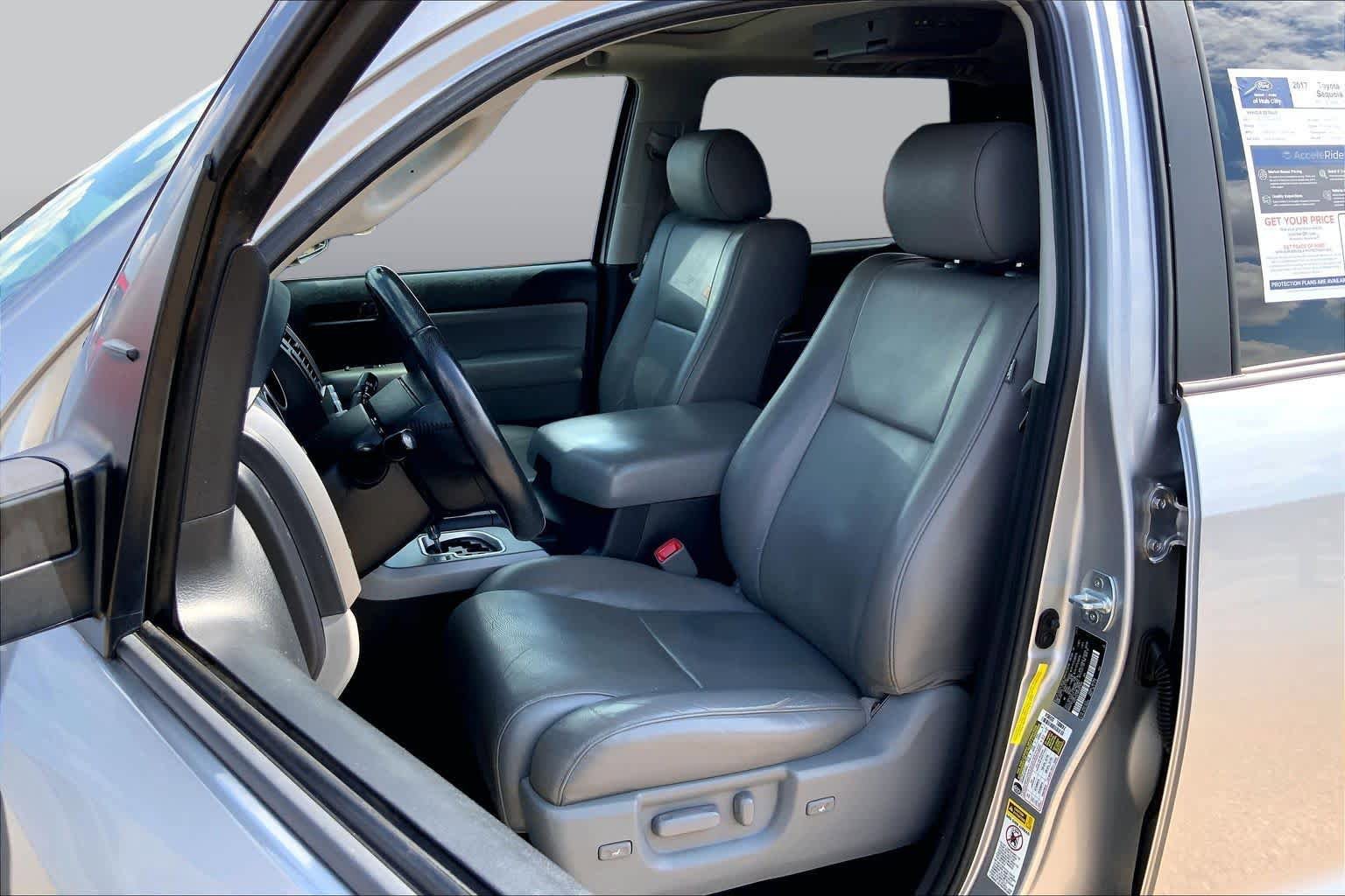 Used 2017 Toyota Sequoia SR5 w/ Premium Package RWD image 8