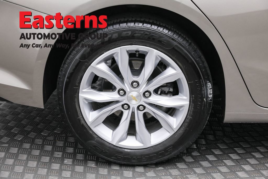 Used 2023 Chevrolet Malibu LT image 30