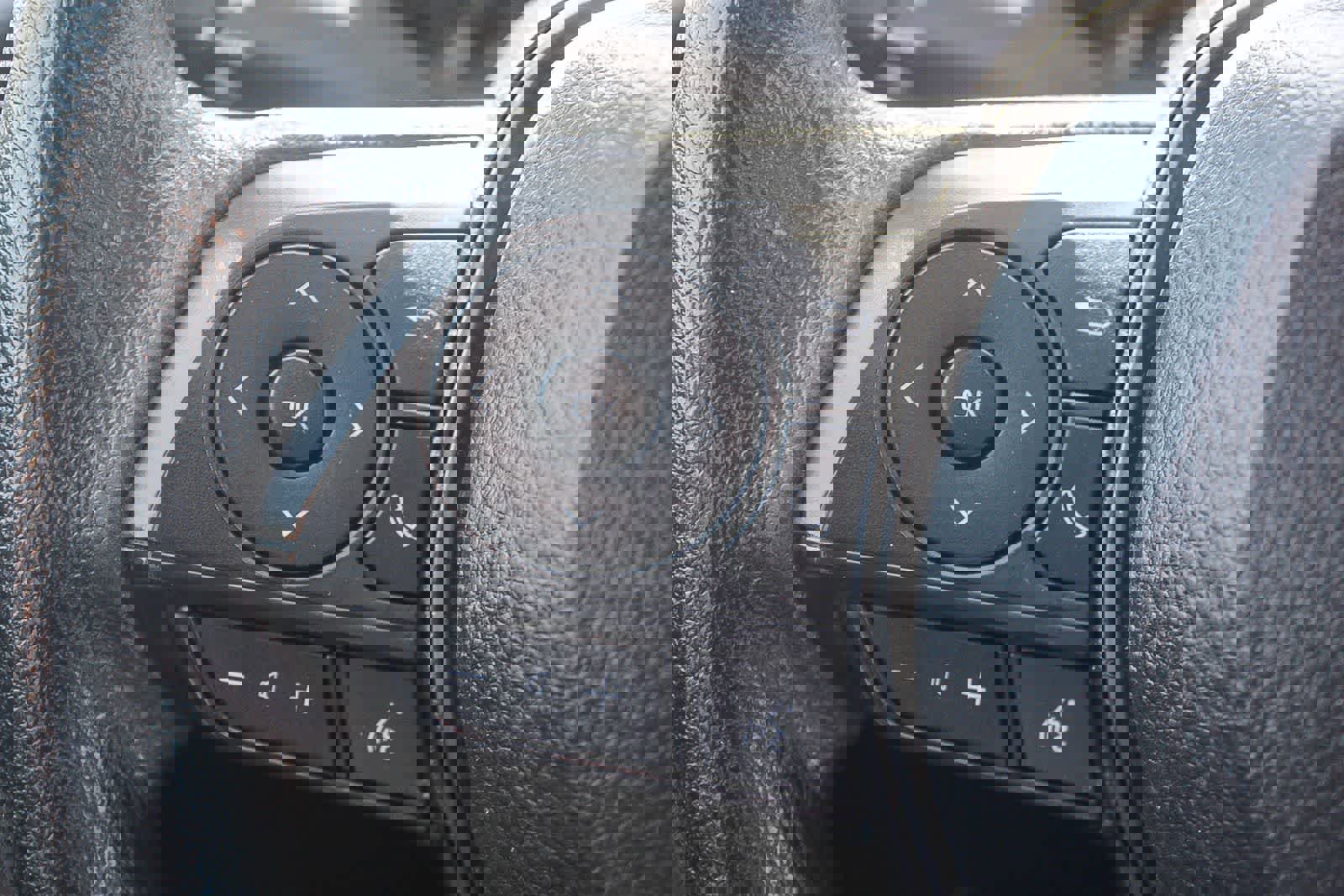 Used 2024 Toyota Corolla LE image 33