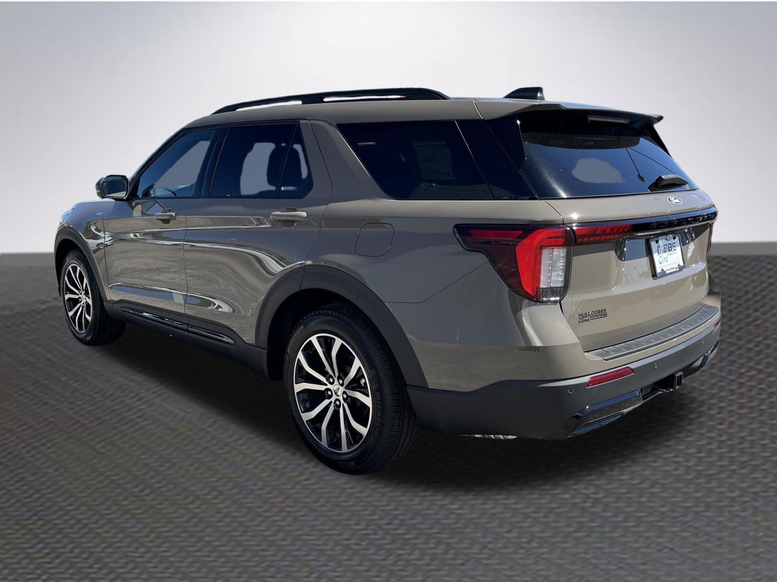 New 2027 Ford Explorer ST-Line RWD image 5