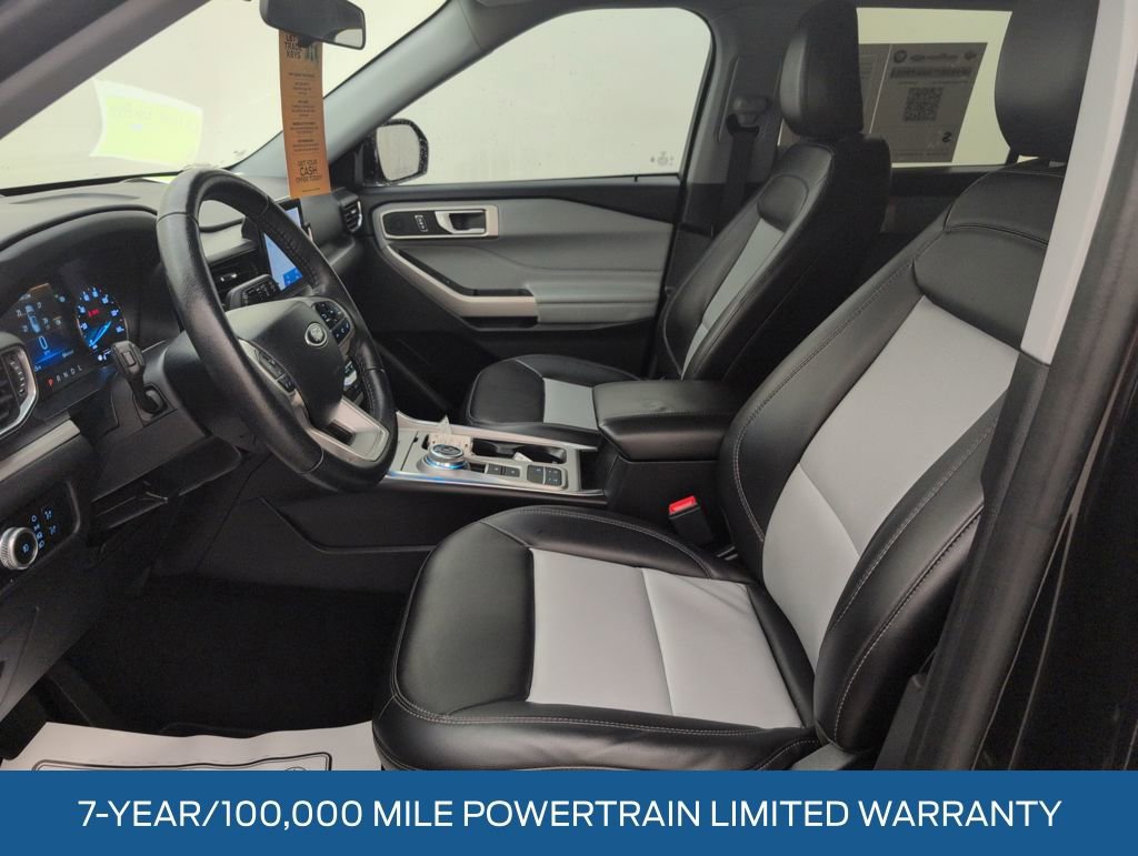 Certified 2023 Ford Explorer XLT w/ Equipment Group 202A image 4
