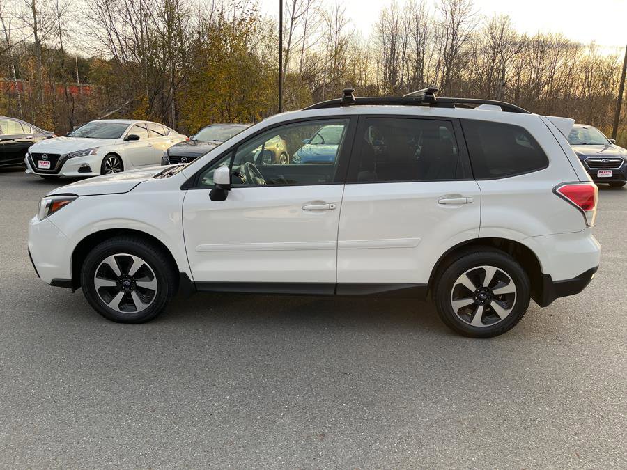 Used 2018 Subaru Forester 2.5i Premium w/ All-Weather Package AWD/4WD image 4