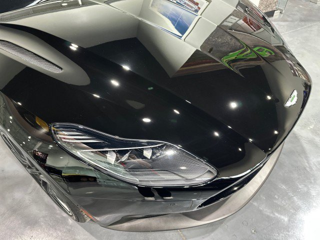 Used 2019 Aston Martin DB11 Volante RWD image 24