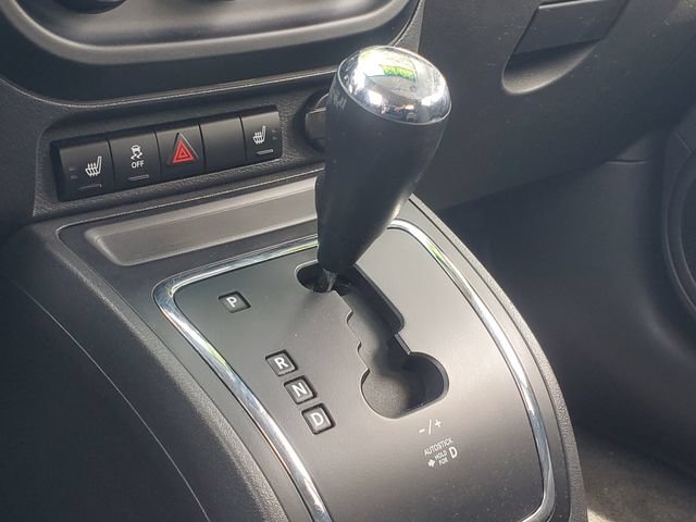 Used 2013 Jeep Compass Latitude FWD image 21