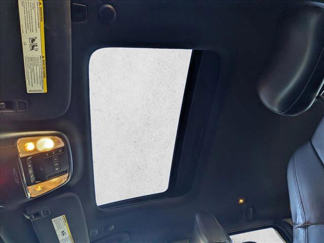 Used 2018 Jeep Grand Cherokee Limited image 16