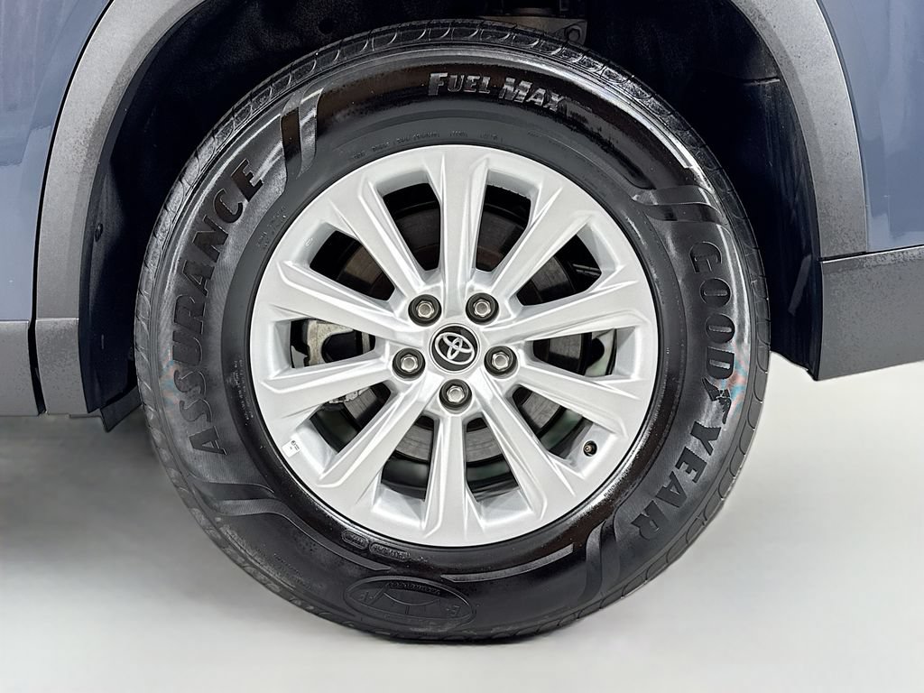 Used 2025 Toyota Grand Highlander FWD image 9