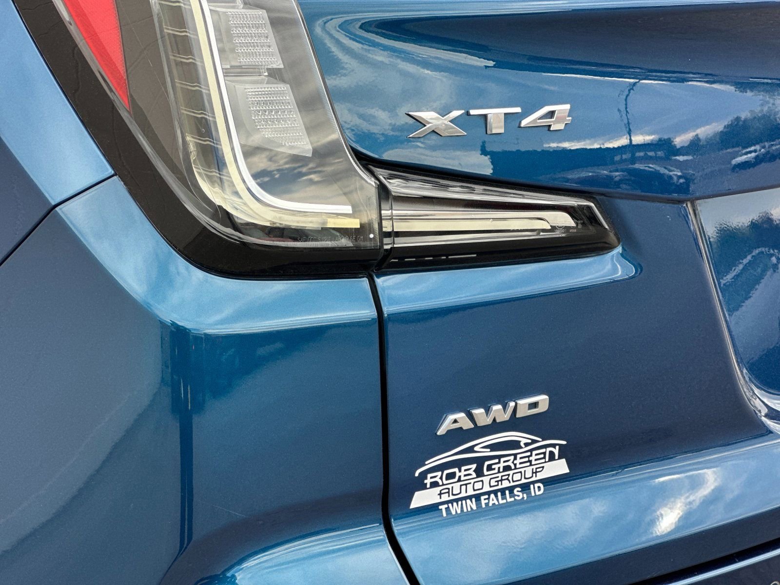 Used 2019 Cadillac XT4 Sport w/ LPO, Midnight Sport Package AWD/4WD image 33