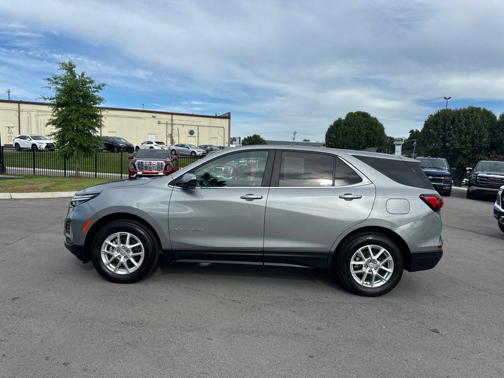 Used 2024 Chevrolet Equinox LT AWD/4WD image 4